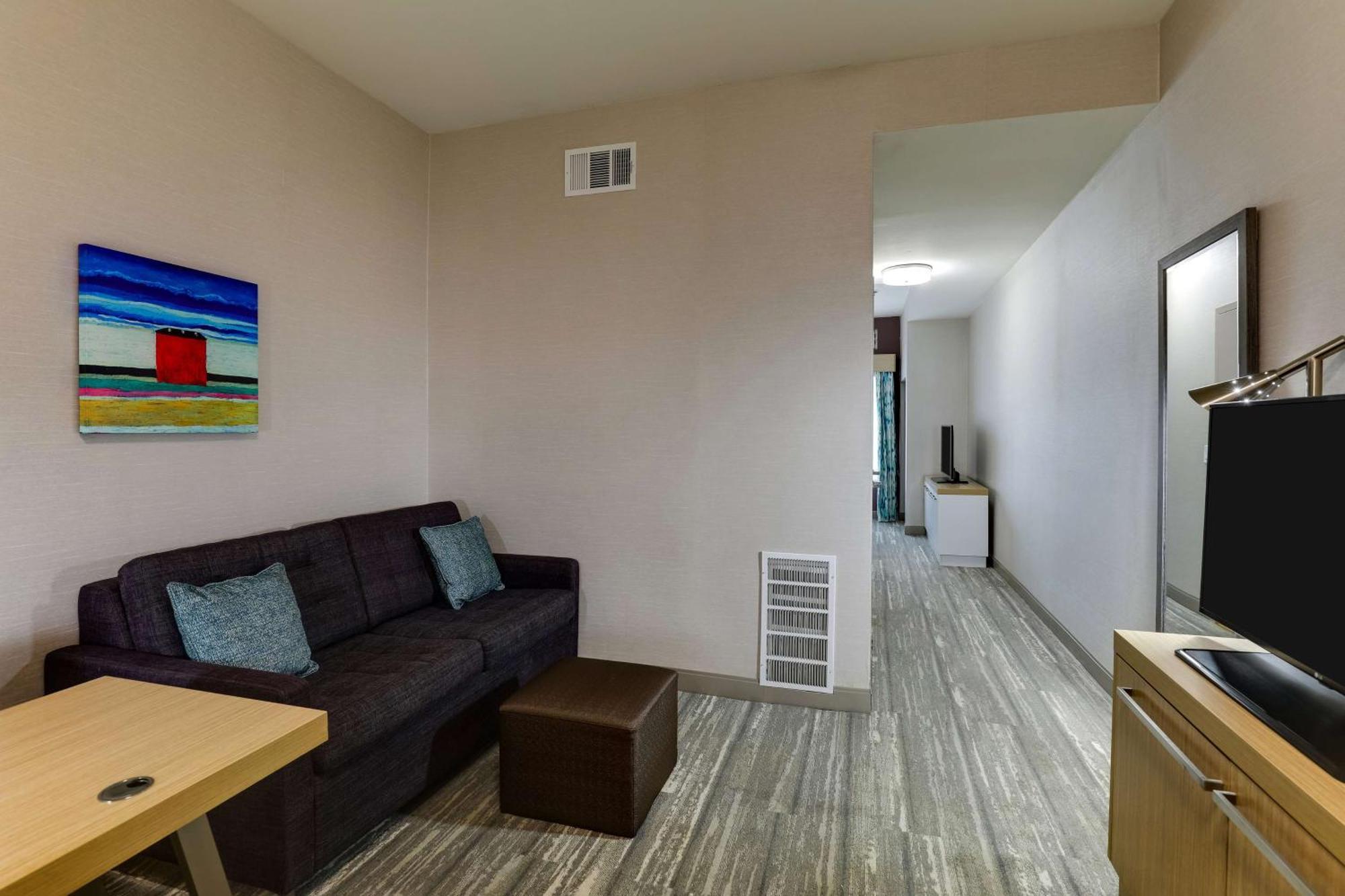 Hilton Garden Worth/fossil Creek 3*