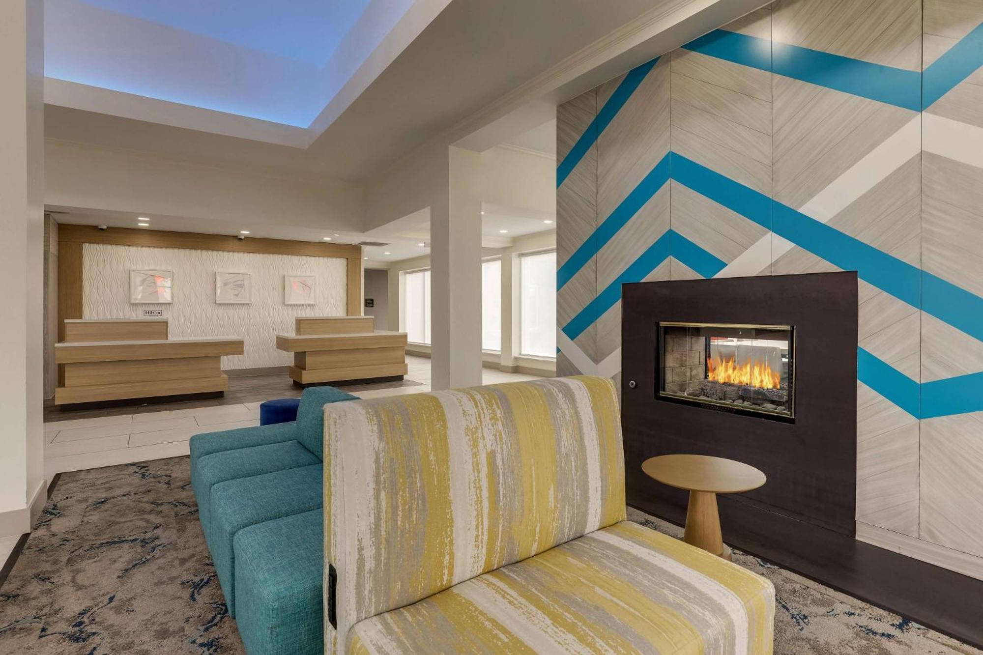 Hilton Garden Worth/fossil Creek